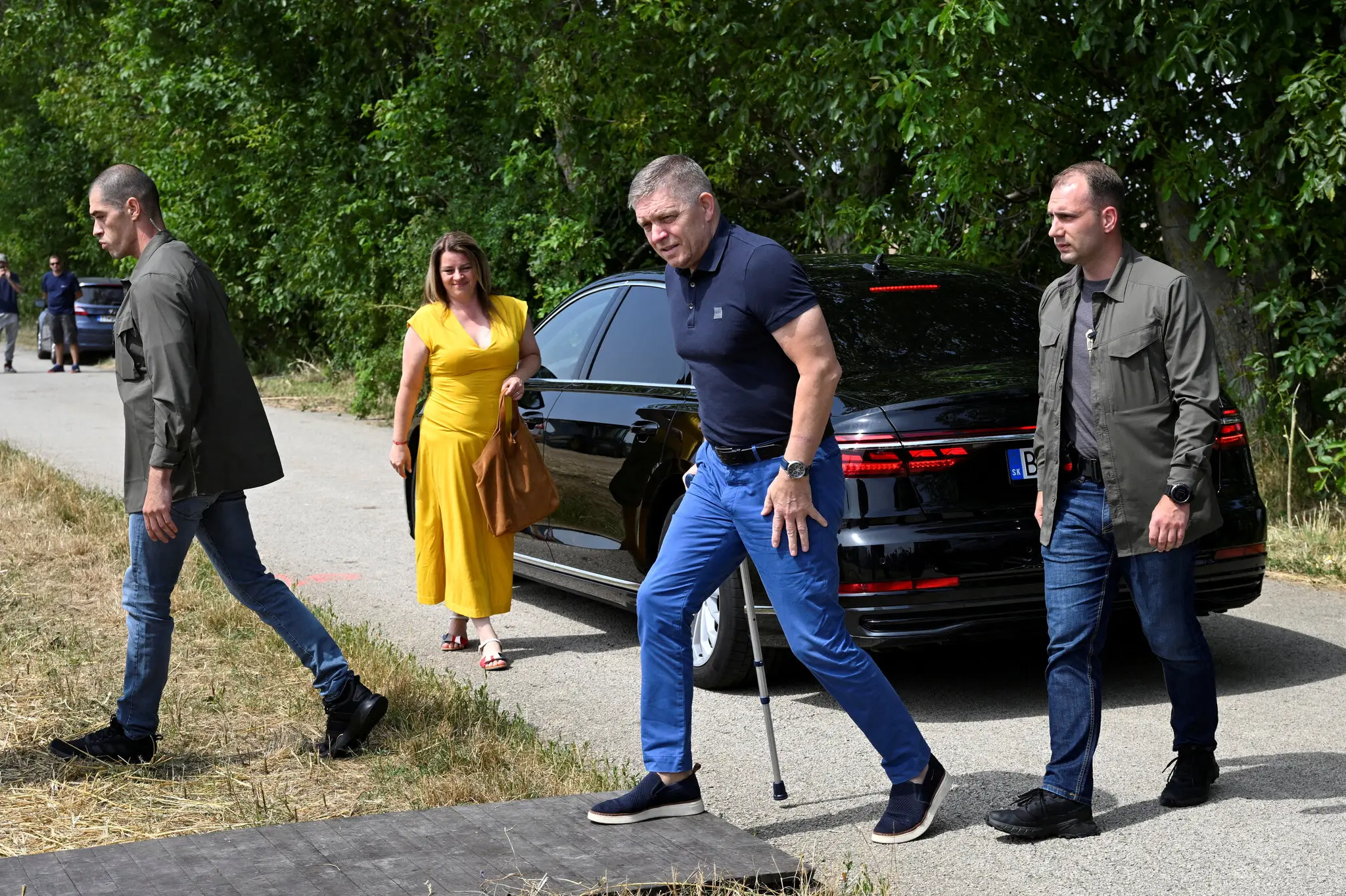 Після поранення лідер Словаччини переслідує своїх ворогів